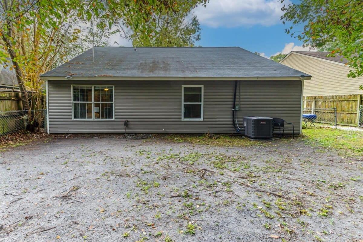 Holiday home Near Downtown Parks Dining Laid-back On Leghorn Savannah