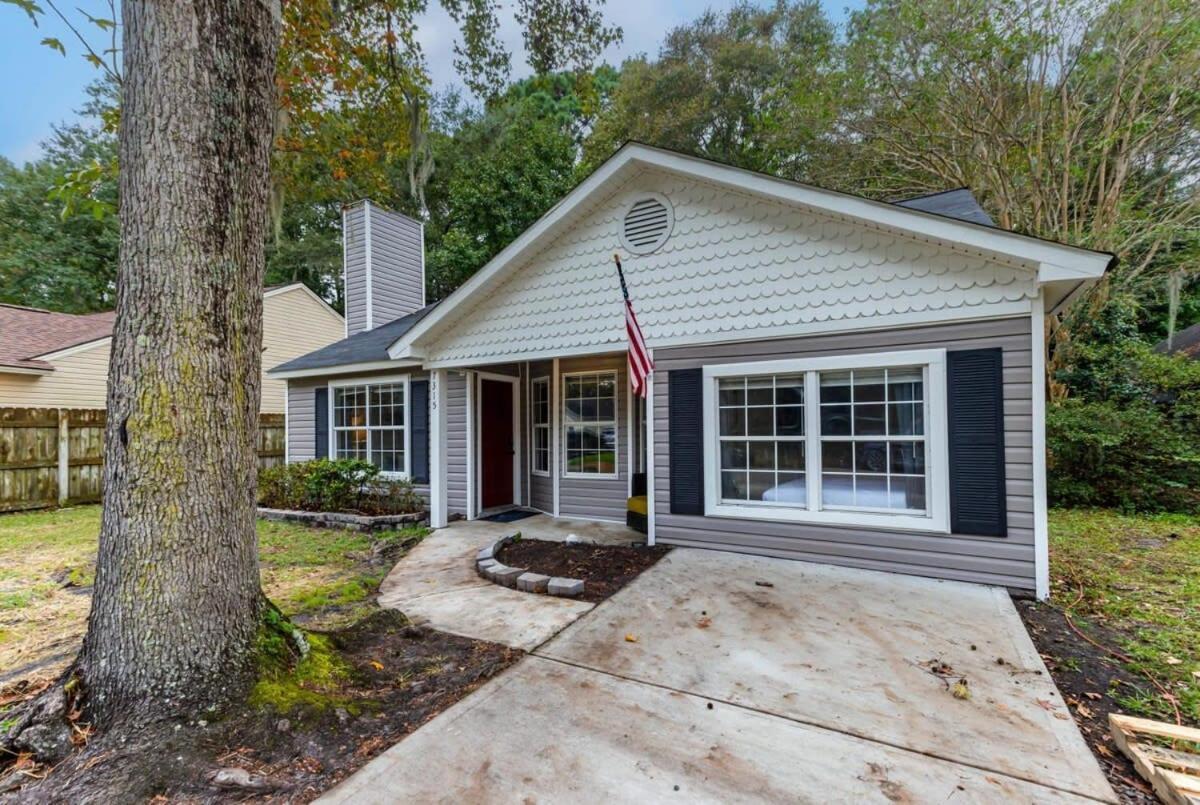 Holiday home Near Downtown Parks Dining Laid-back On Leghorn Savannah