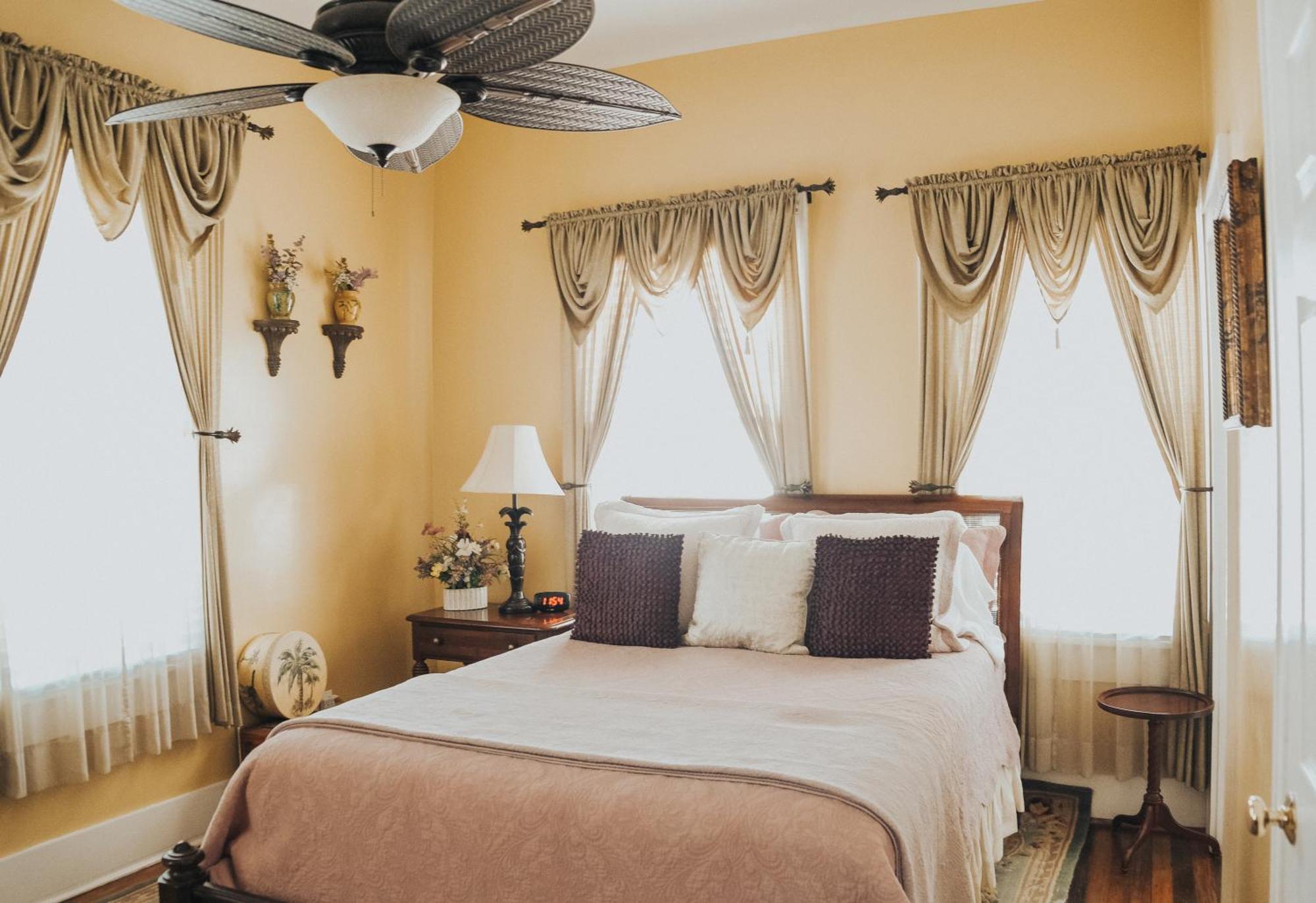 Bed & Breakfast Palm 2*