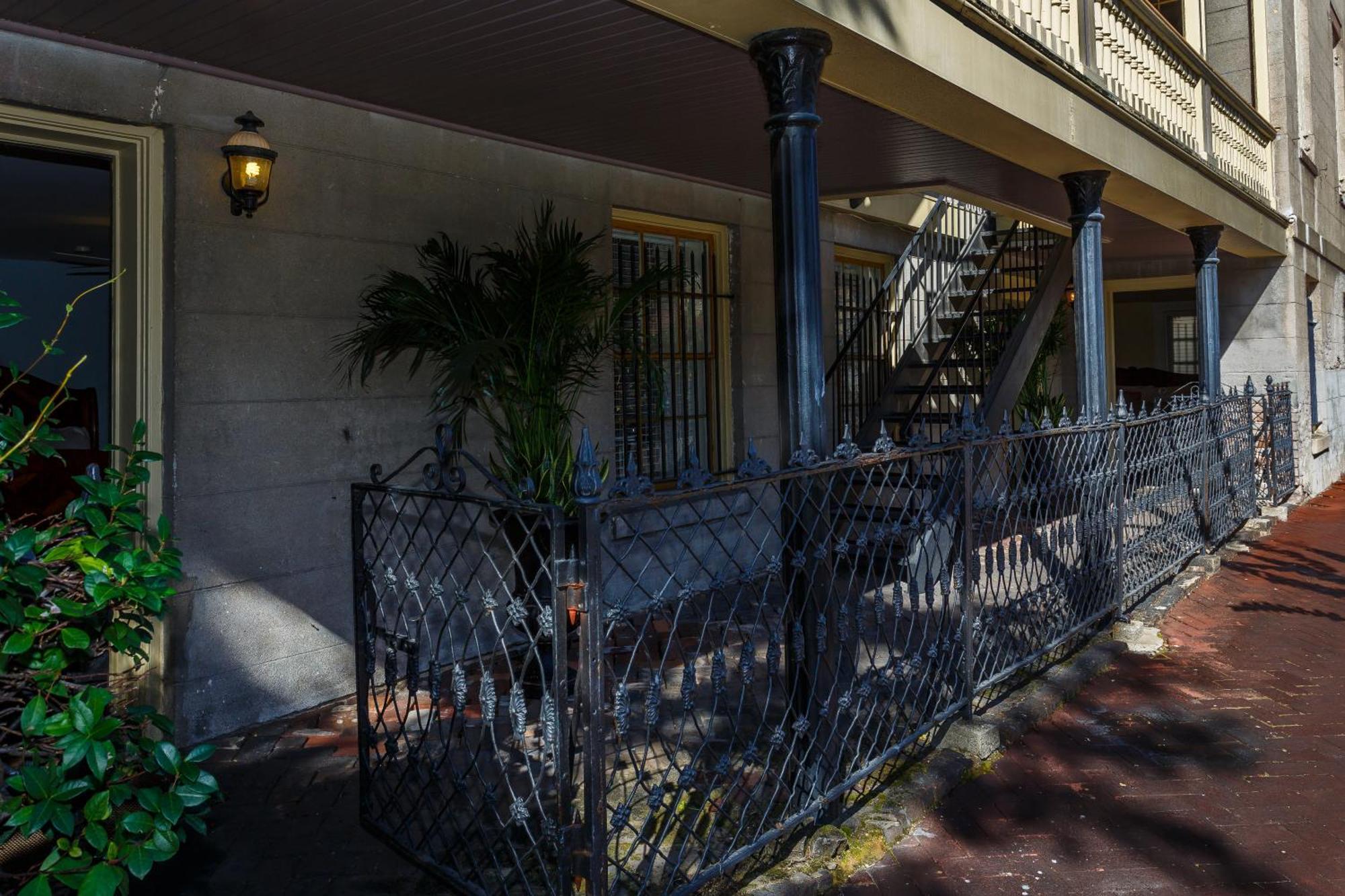 Bed & Breakfast The Gastonian, Historic Of Collection (adults Only) Savannah