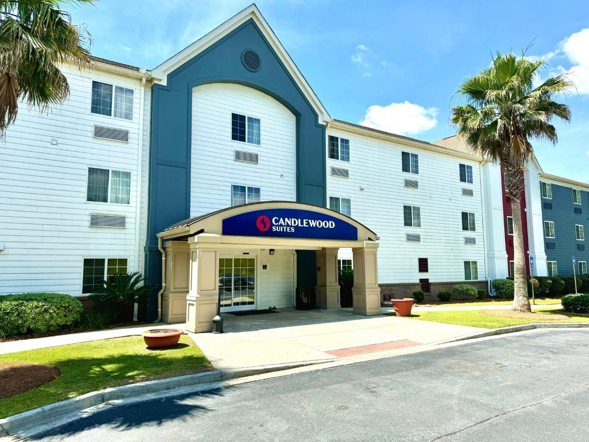 Candlewood Airport By Ihg Hotel Savannah