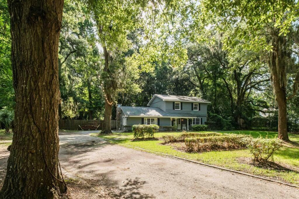 Sleeps 18 Island On Acre Hidden Speakeasy *
