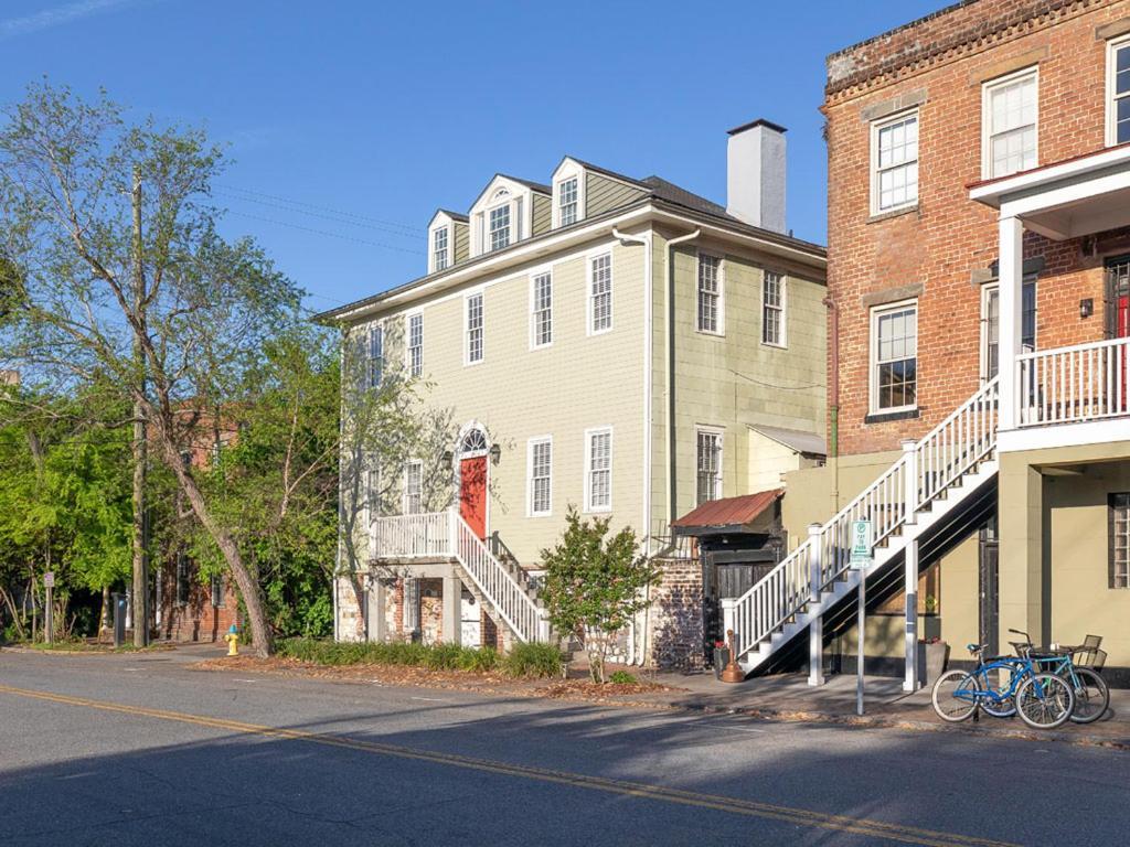 Habersham 1 * Savannah