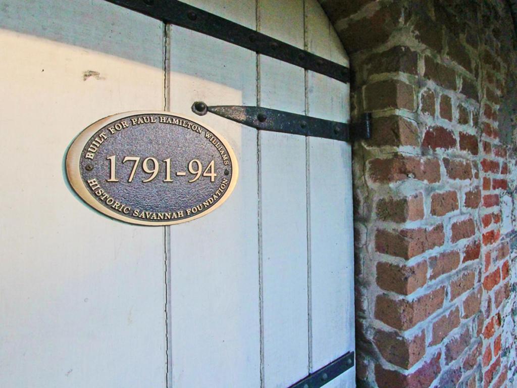 Habersham 1 Apartment *