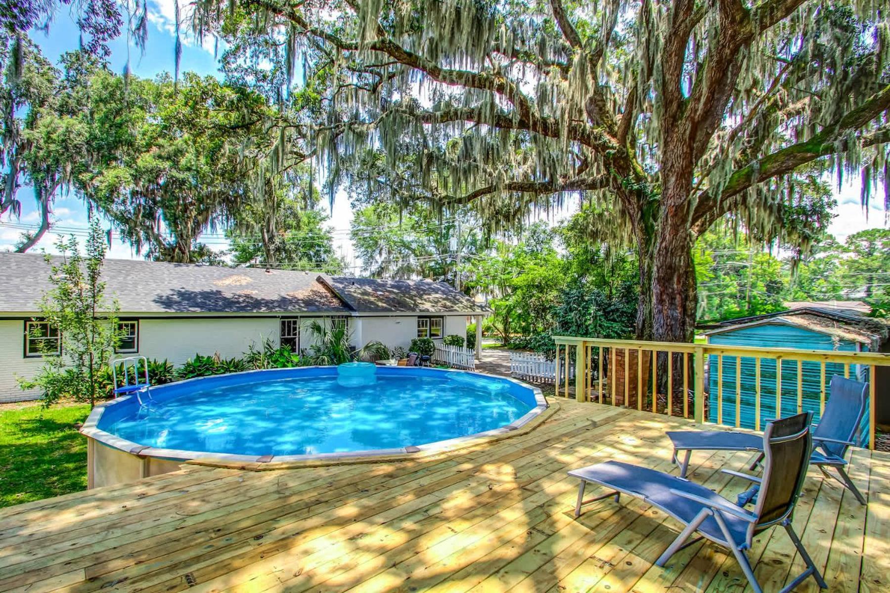 Two Units With Gazebo-swanky Style Savannah