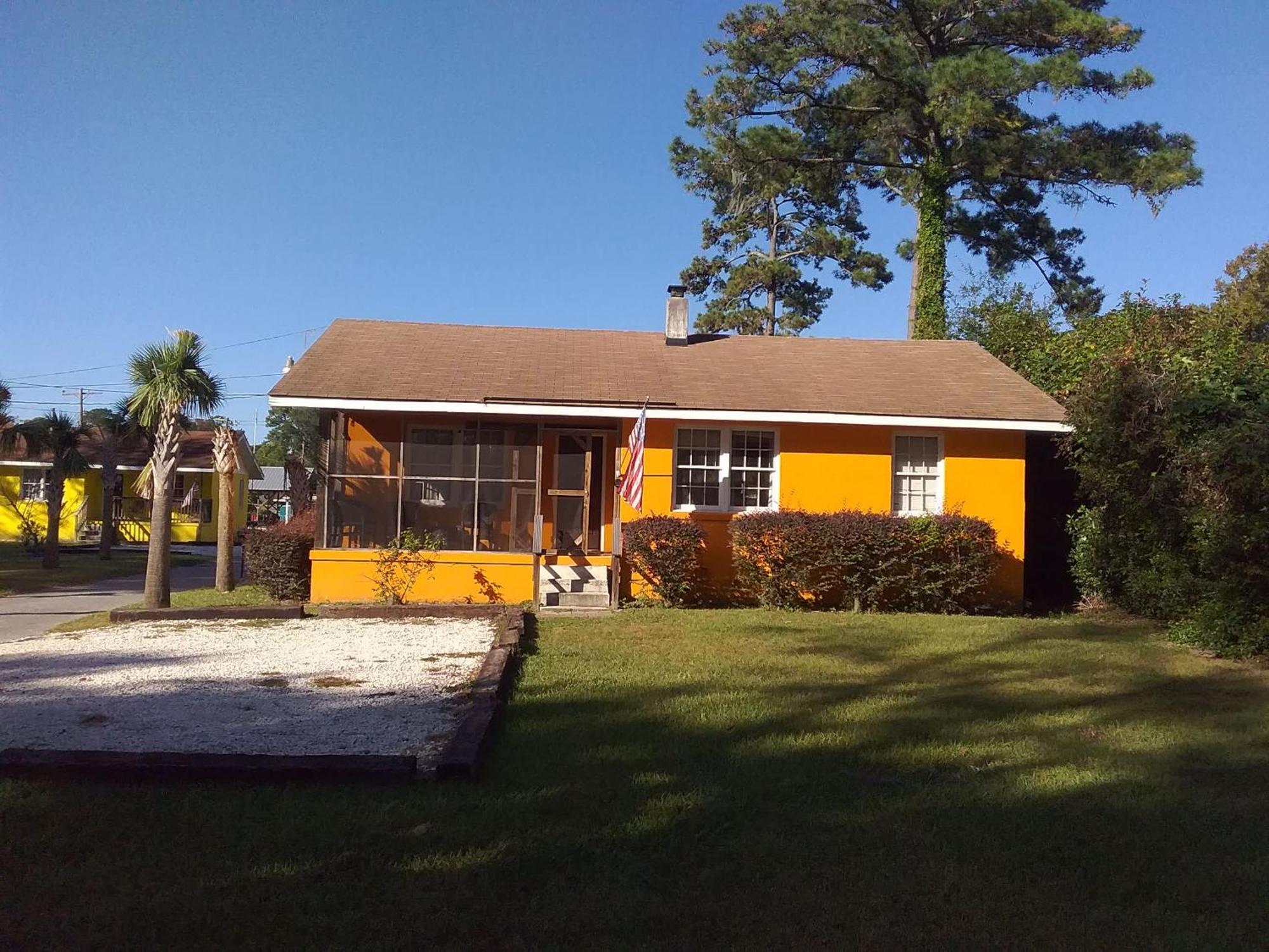 Holiday home Retro Rainbow At Herb River-highlighter Hideaway #5 *