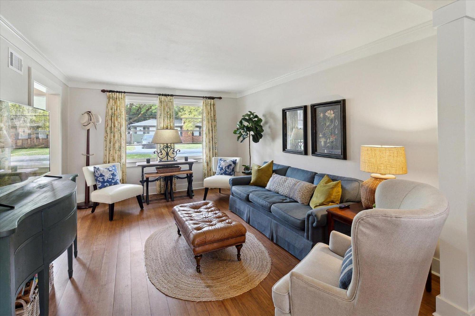 32 Romney Place *