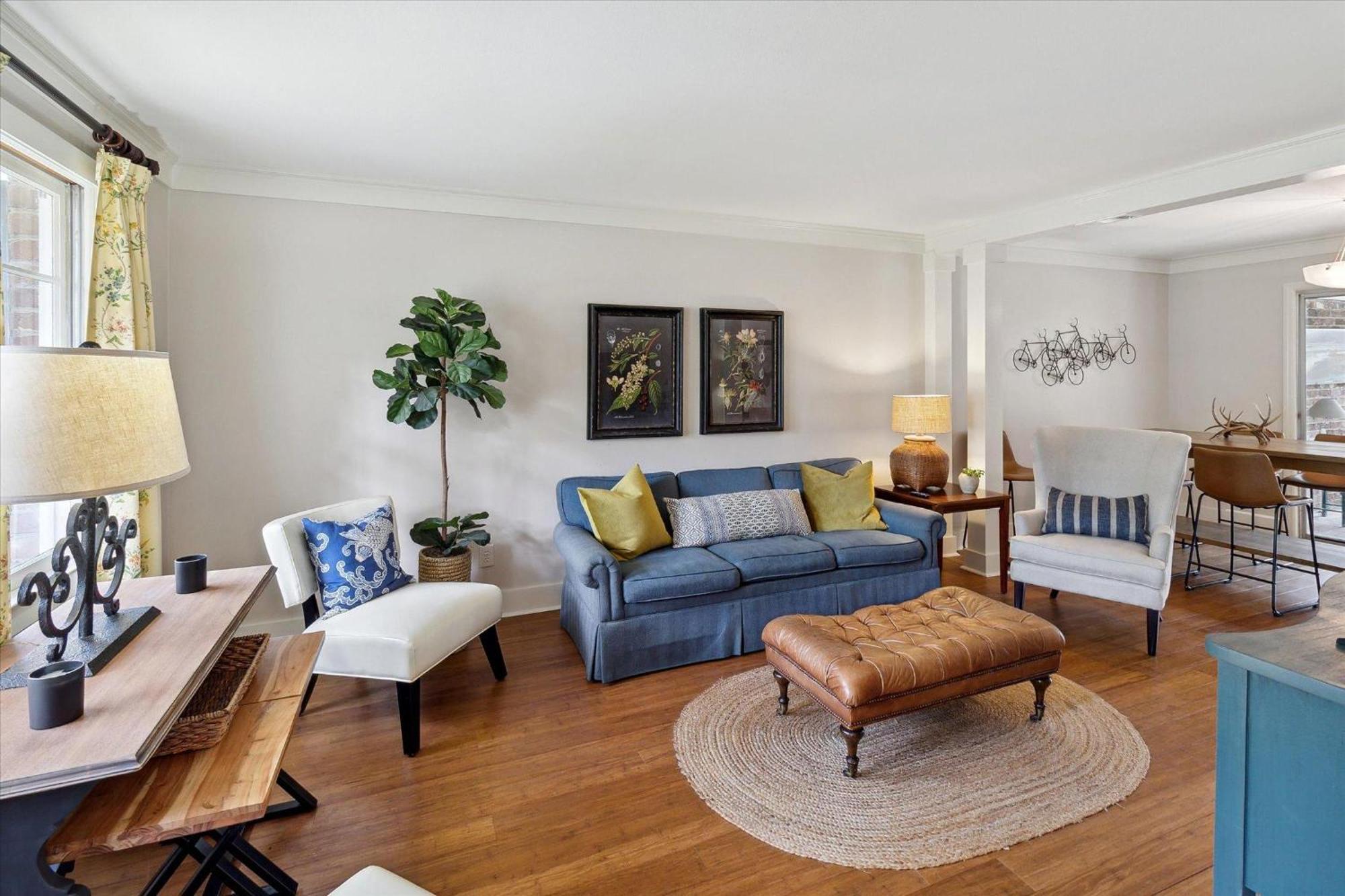 32 Romney Place Savannah