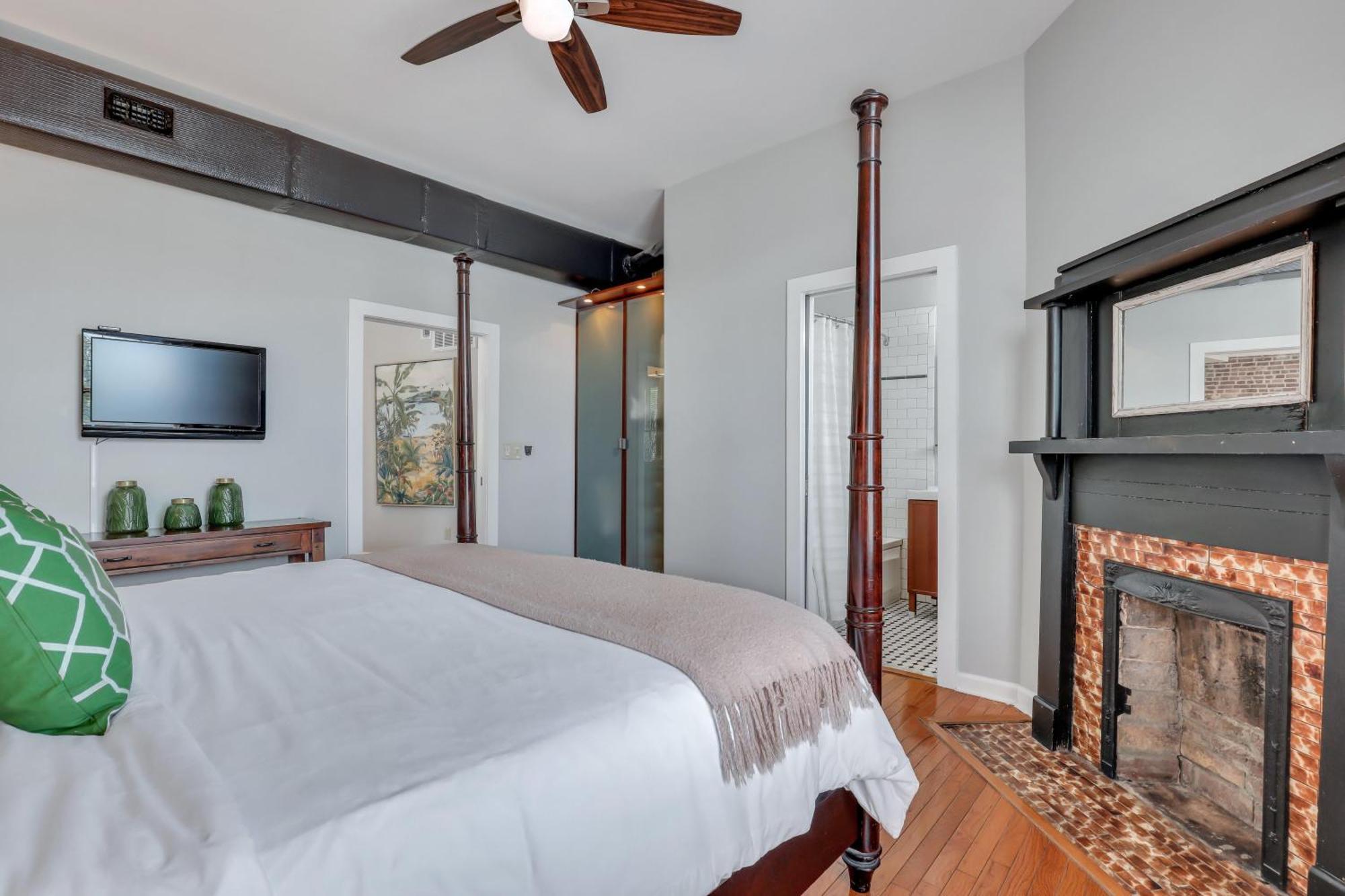At 1014 Holiday home
