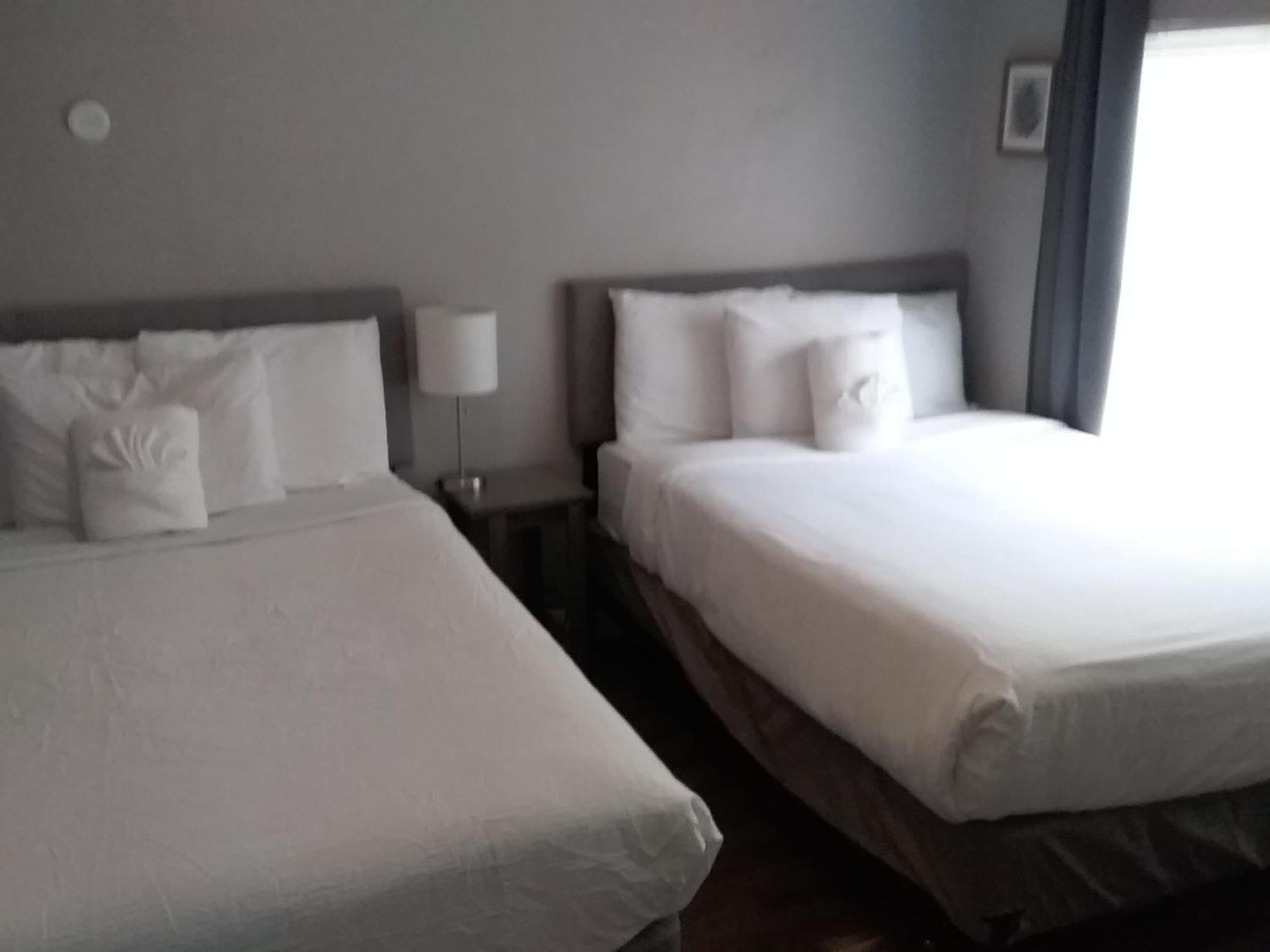 Holiday home Near Downtown Parks Dining Laid-back On Leghorn *