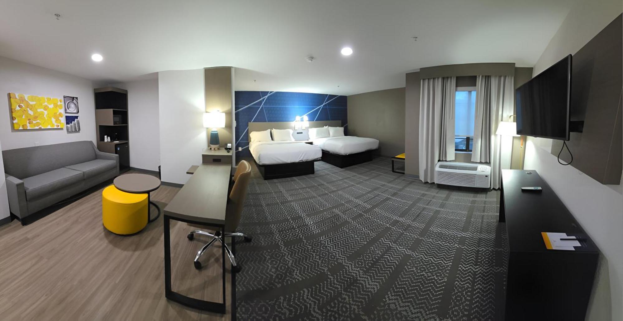 Comfort & Hotel Savannah