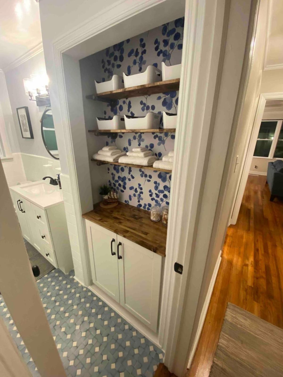 Cozy Cottage-modern Comforts, Warm Charm * Savannah