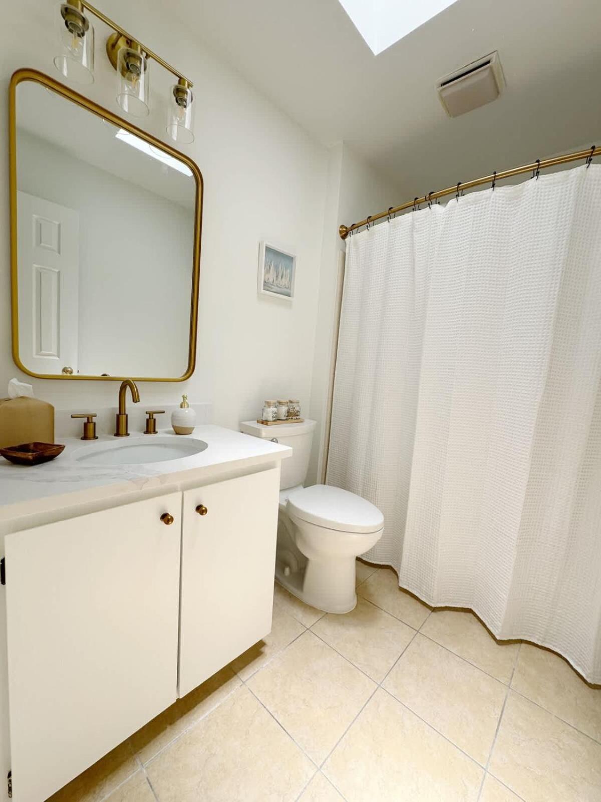 Holiday home Modern Near & Dog Friendly *