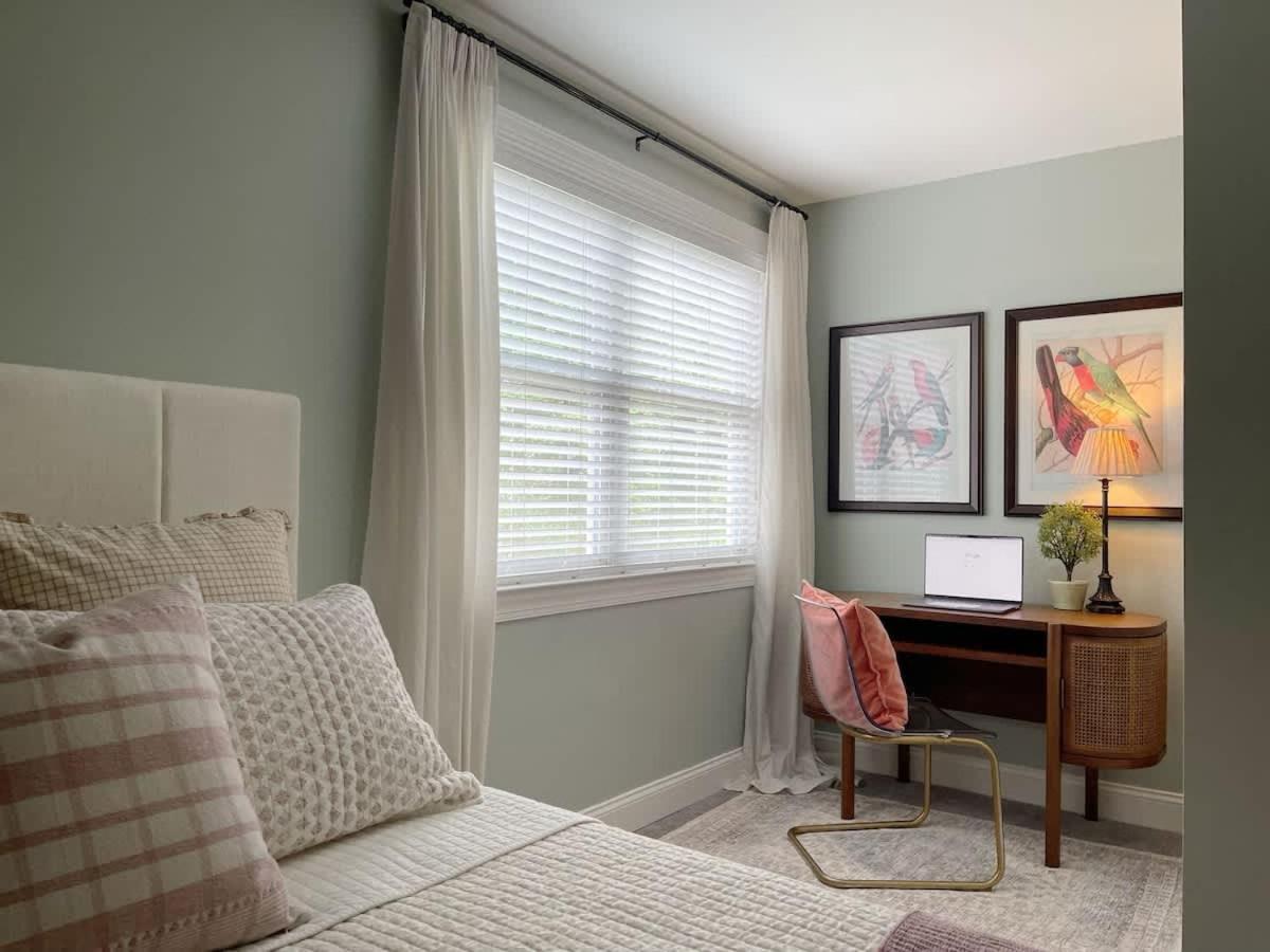 Sophisticated And Luxurious Details- Sleeps 18