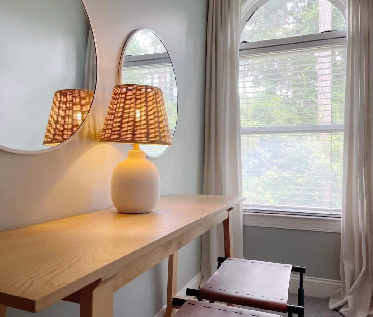 Holiday home Sophisticated And Luxurious Details- Sleeps 18