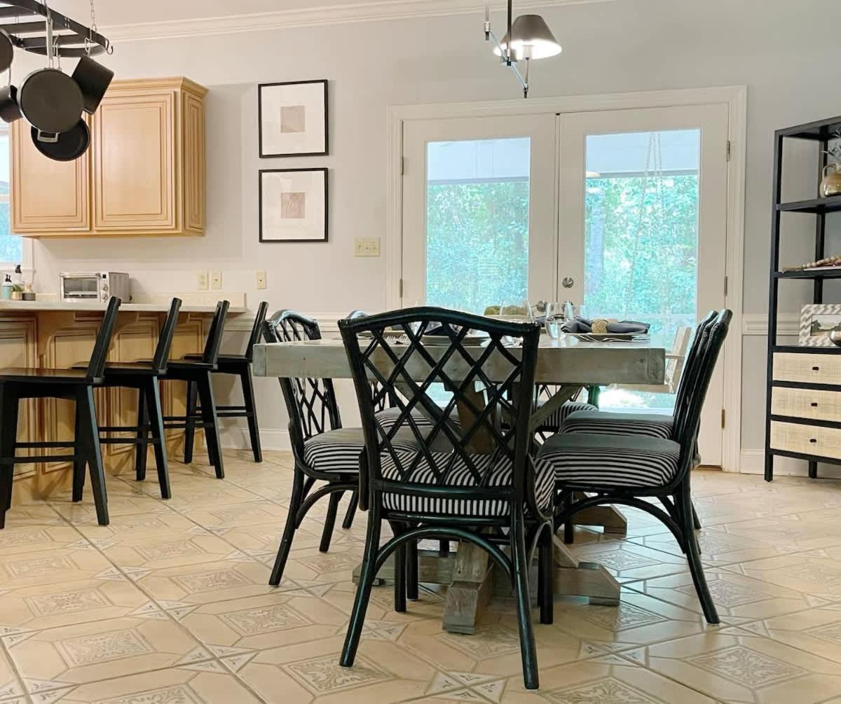 Sophisticated And Luxurious Details- Sleeps 18 *