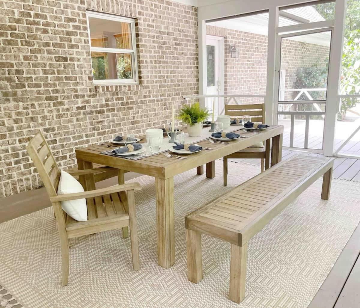 Sophisticated And Luxurious Details- Sleeps 18 Holiday home *