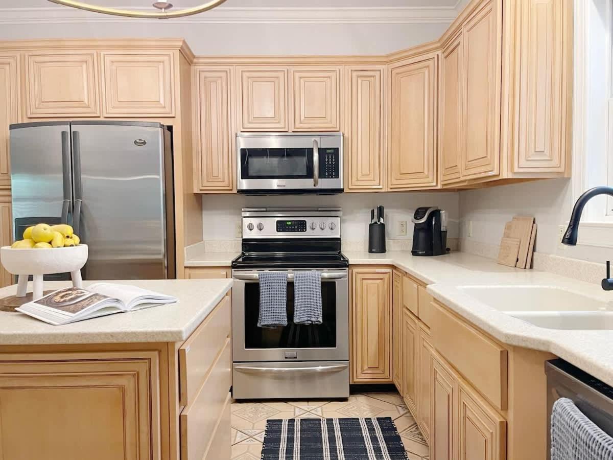 Holiday home Sophisticated And Luxurious Details- Sleeps 18