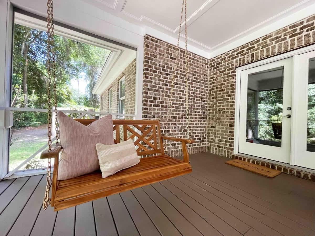 Sophisticated And Luxurious Details- Sleeps 18 * Savannah