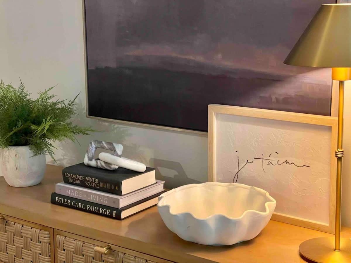 Sophisticated And Luxurious Details- Sleeps 18 Savannah