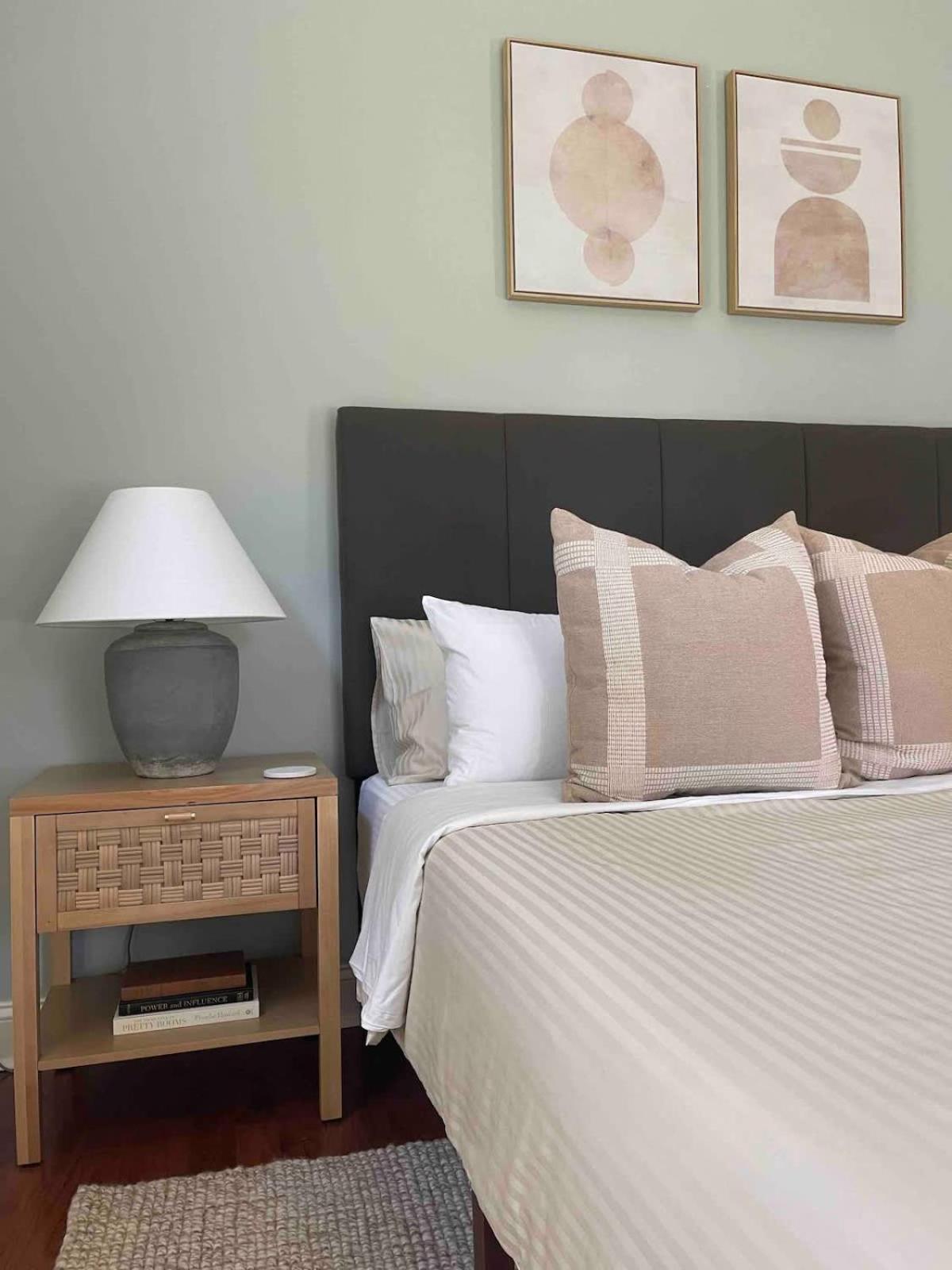 Holiday home Sophisticated And Luxurious Details- Sleeps 18