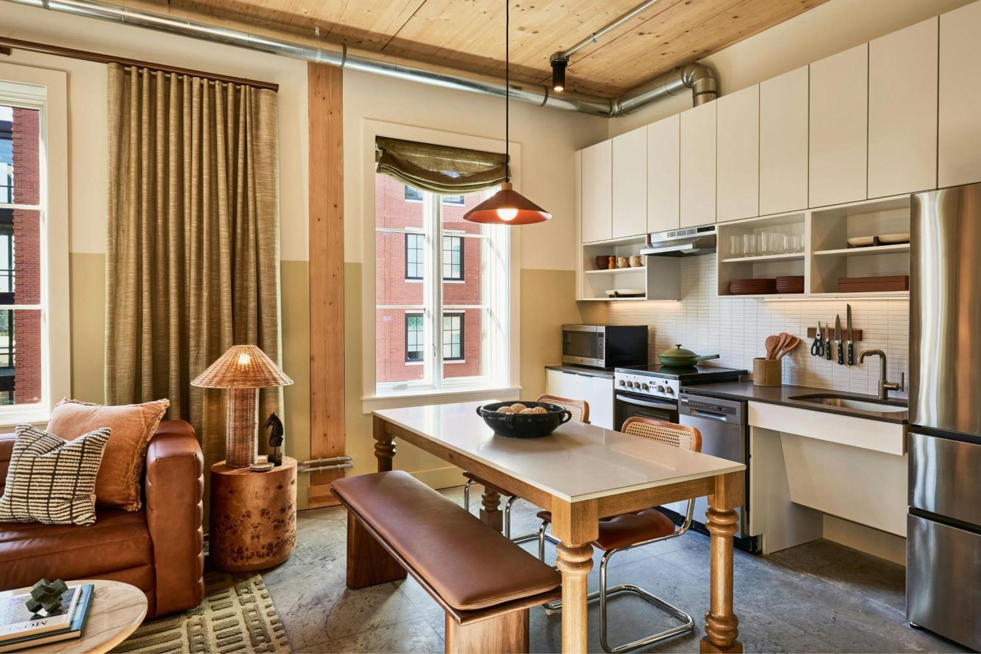 The Ann Savannah, By Marriott Bonvoy 4* Savannah