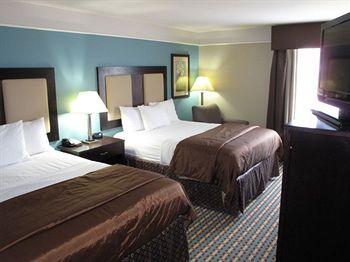 Hotel La Quinta By Wyndham Airport - Pooler 3*