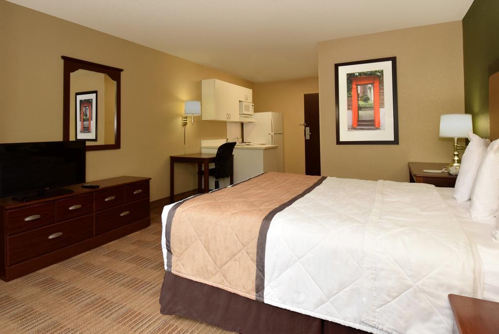 Extended America - - Midtown Hotel 2*