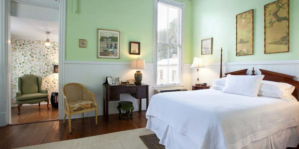 Forsyth Park 4*
