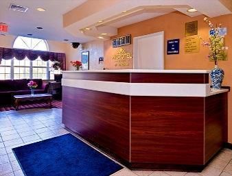 Microtel & By Wyndham Savannah/pooler Savannah