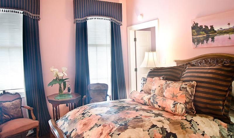 Armstrong Inns 4*