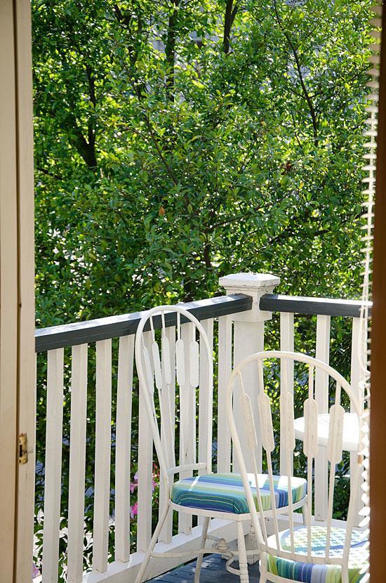 Armstrong Inns Bed & Breakfast 4*