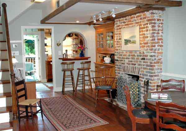 Armstrong Inns 4*