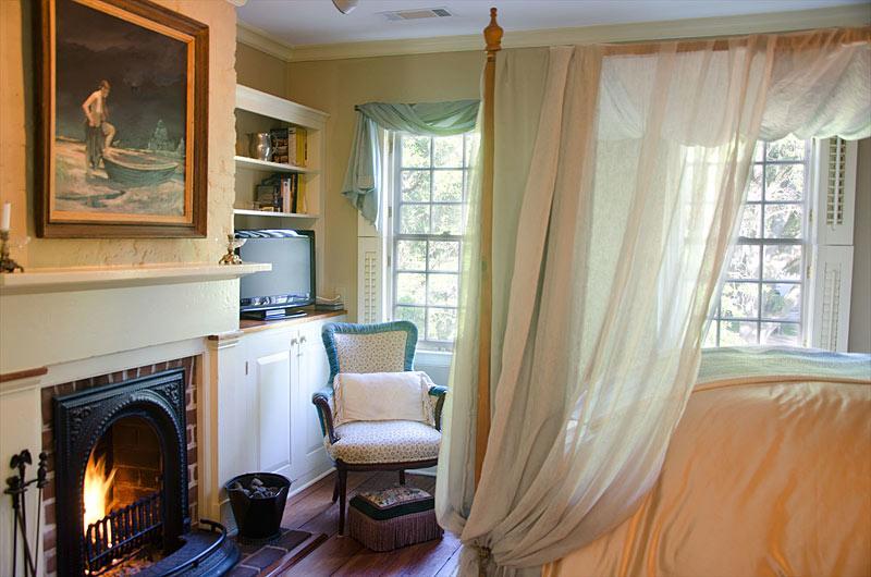 Bed & Breakfast Armstrong Inns