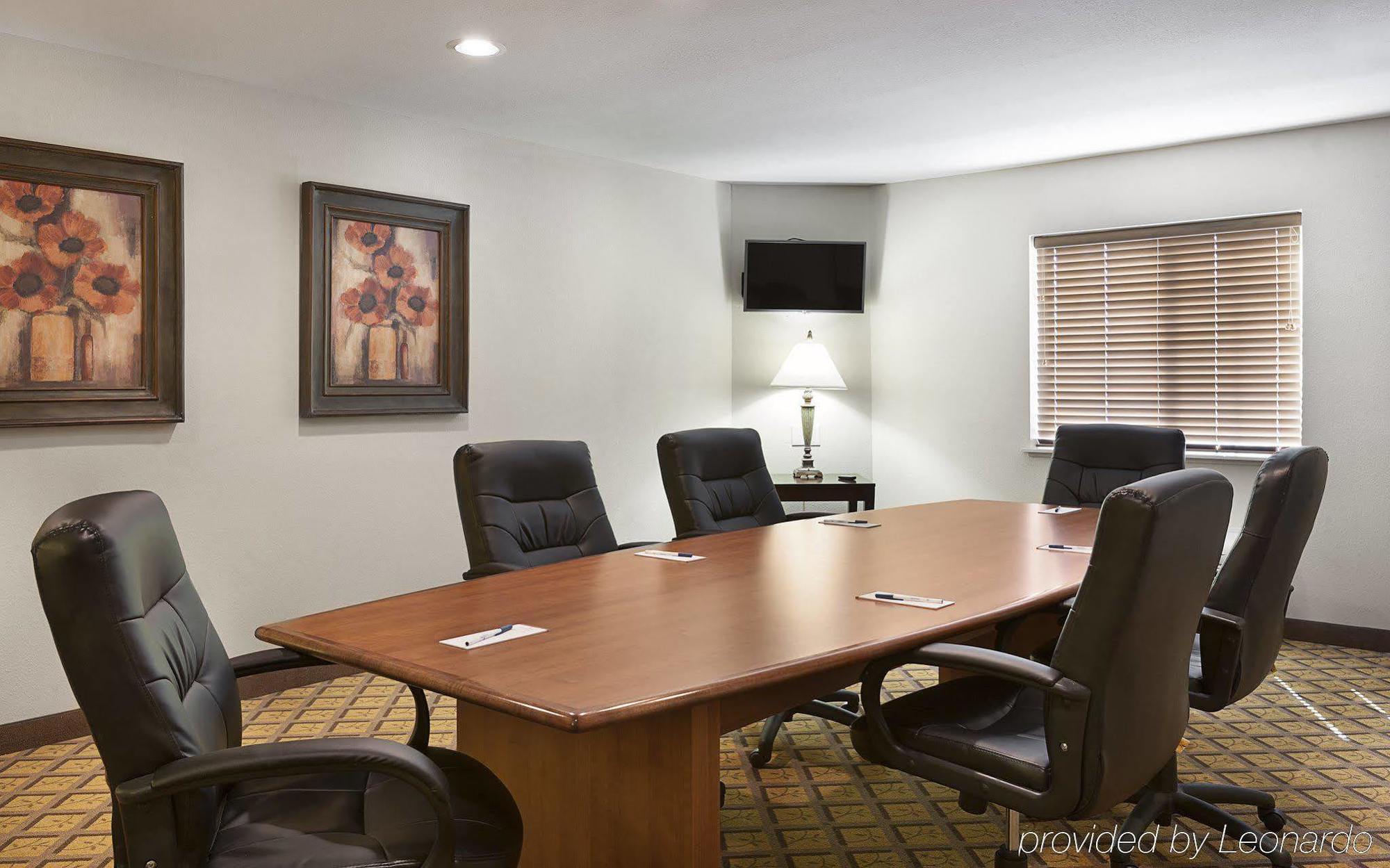 Candlewood Airport By Ihg 3* Savannah