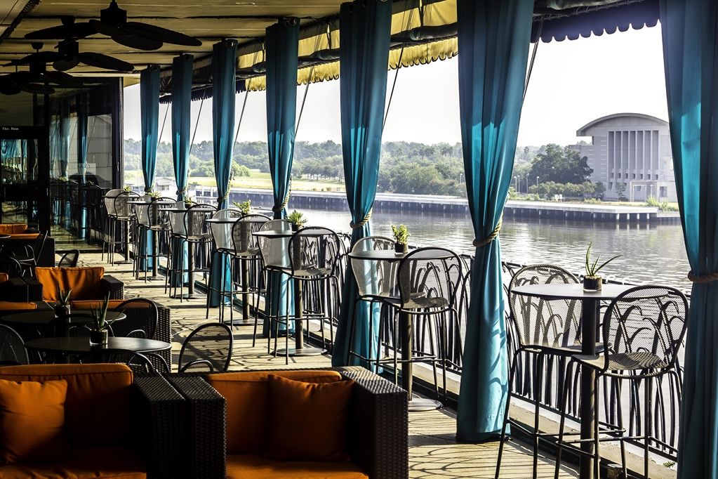 Hyatt Regency Hotel 4*