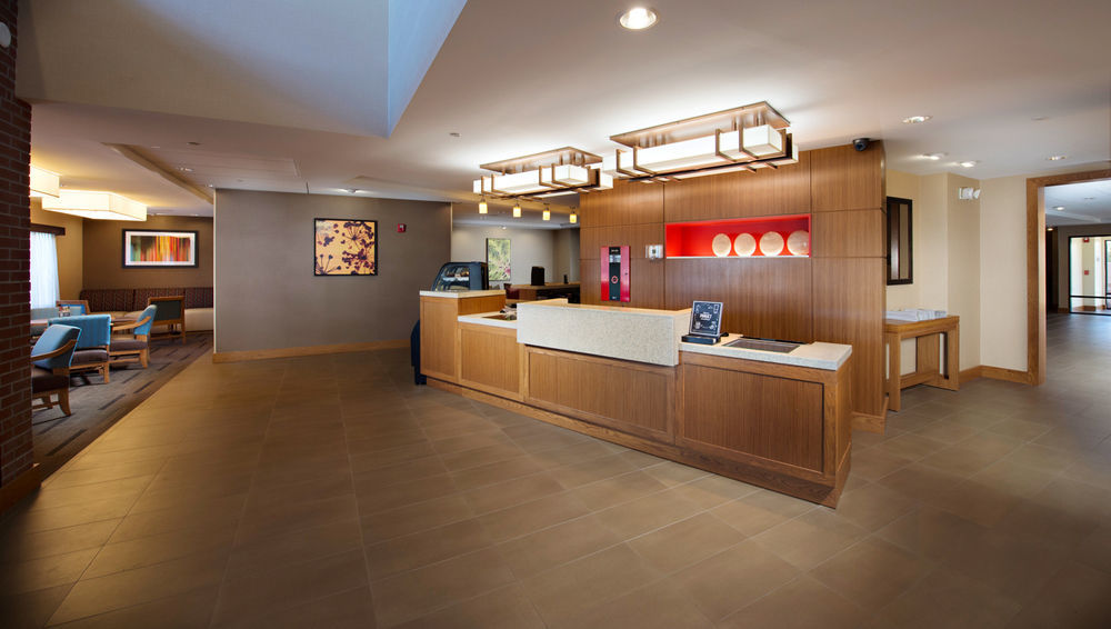 Hotel Hyatt Place Airport 4*