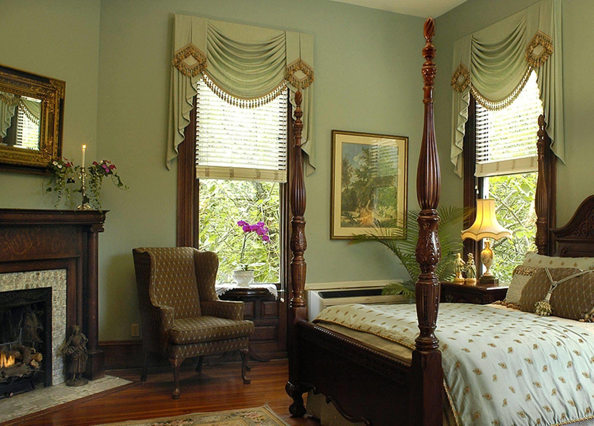Forsyth Park Bed & Breakfast 4*