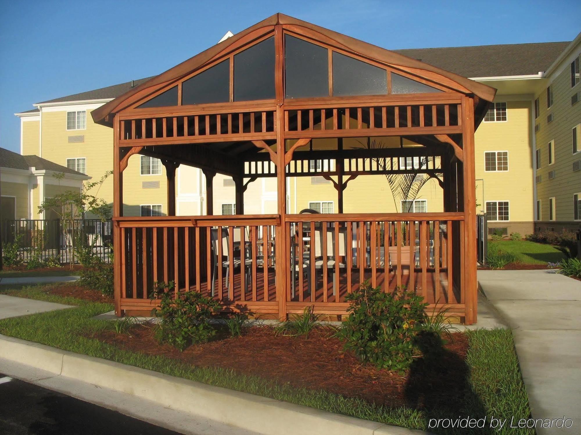 Hotel Candlewood Airport By Ihg