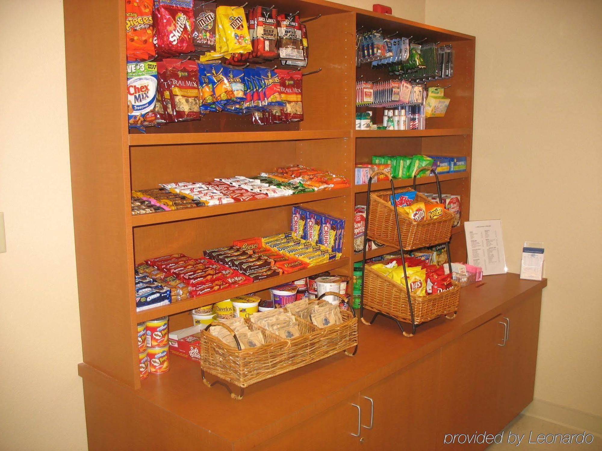 Candlewood Airport By Ihg Hotel Savannah