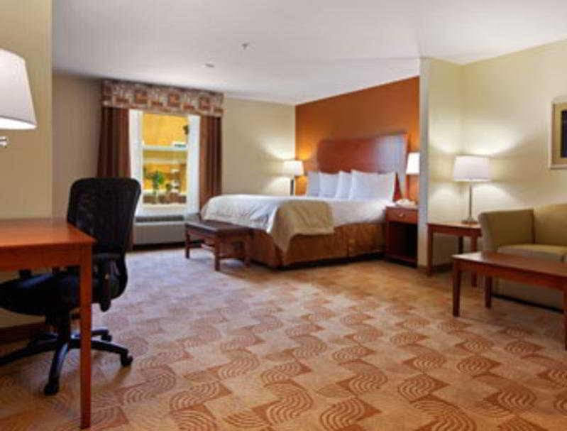 Baymont By Wyndham South Hotel 3*