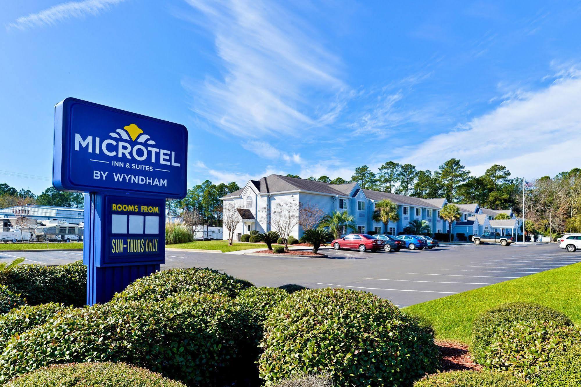 Microtel & By Wyndham Savannah/pooler 3* Savannah