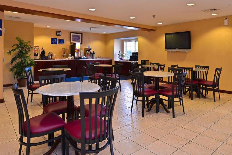 Hotel Microtel & By Wyndham Savannah/pooler