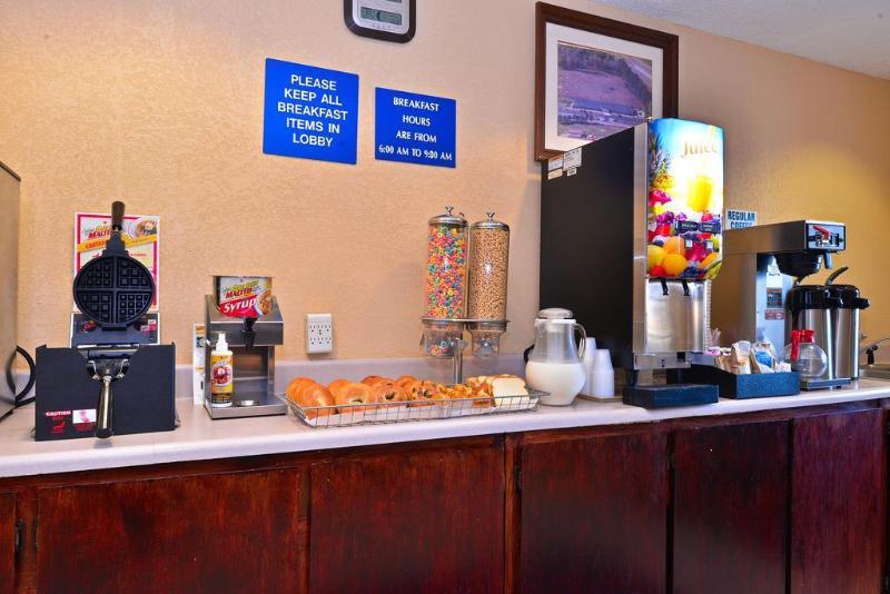 Microtel & By Wyndham Savannah/pooler Hotel Savannah