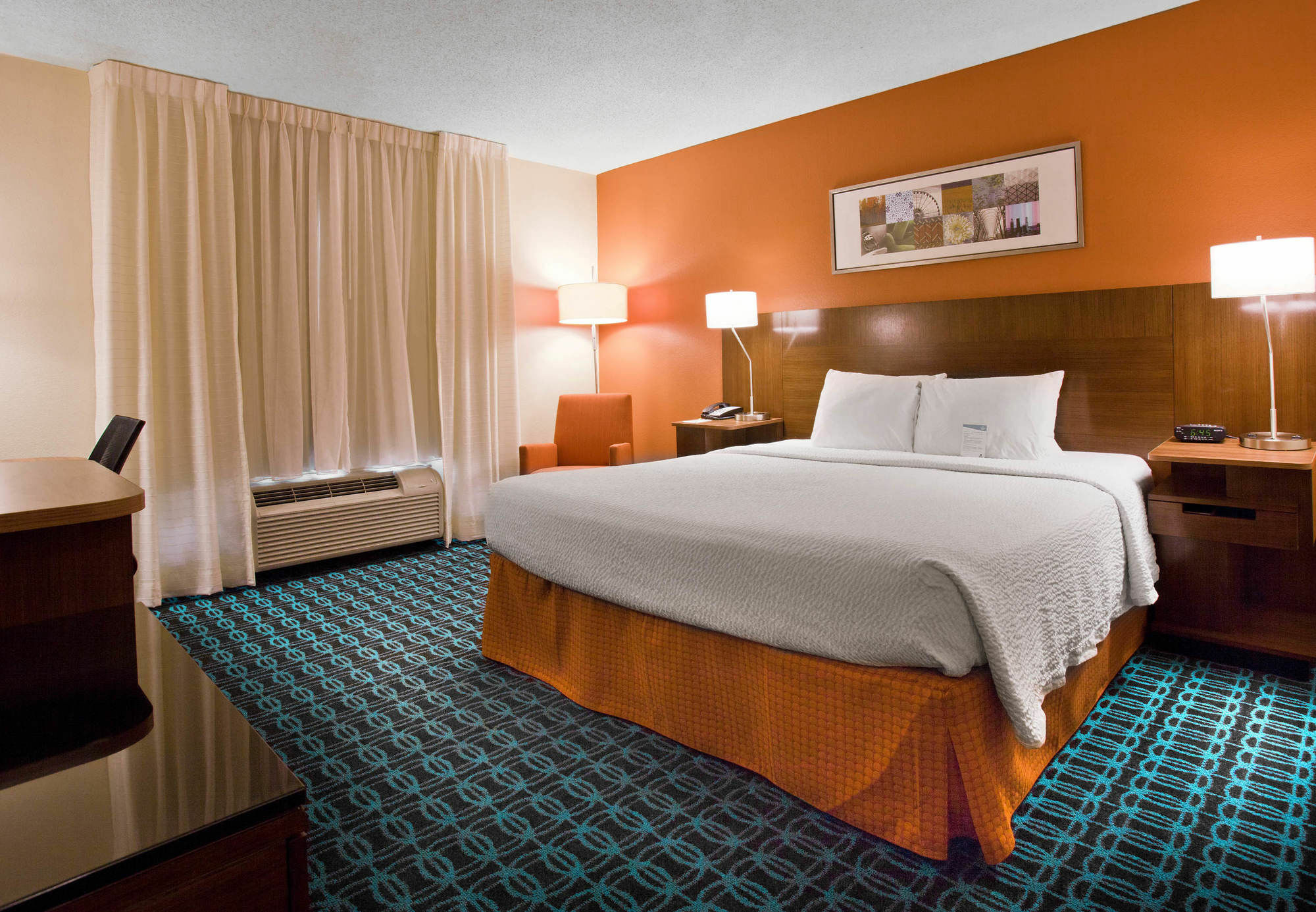 Fairfield & Airport Hotel 3*