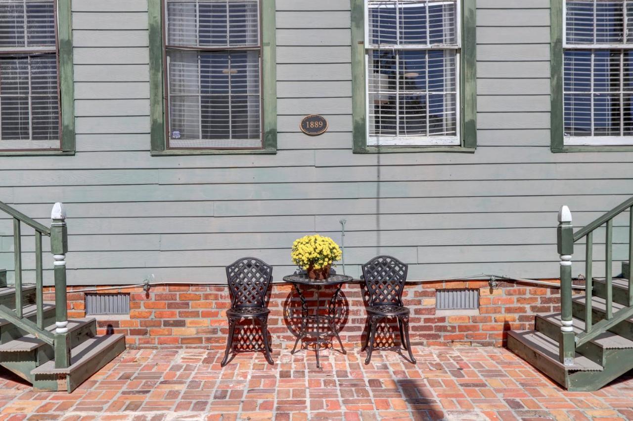 Gallery - Country Apartment