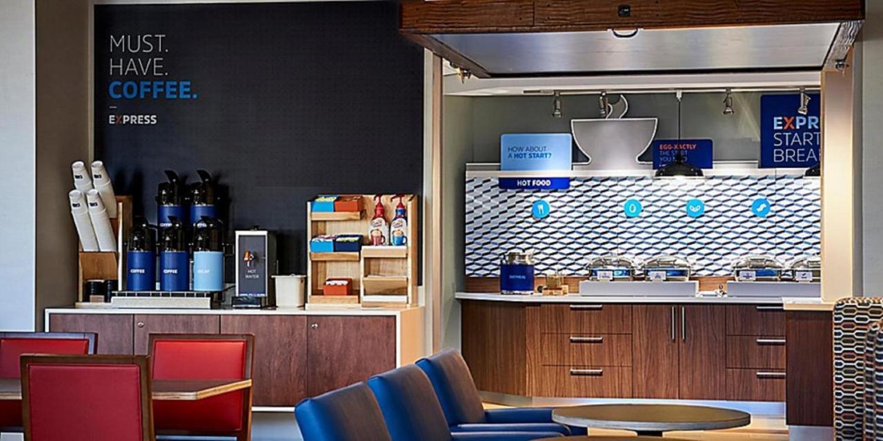 Express & - W - Chatham Parkway By Ihg Hotel Savannah