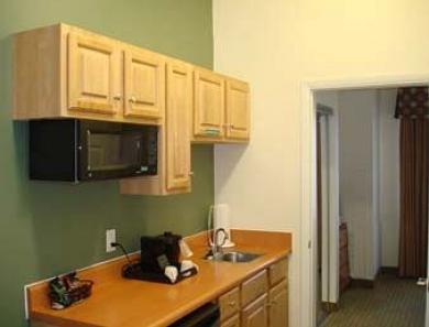 Hyatt Place Airport Hotel 4*